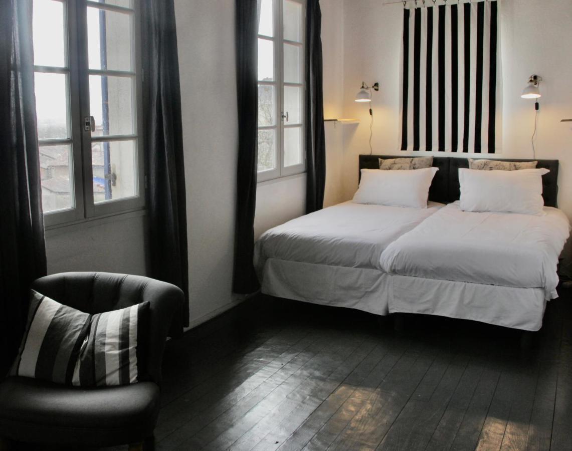 Grange Bleuet Bed & Breakfast Aubeterre-sur-Dronne Luaran gambar